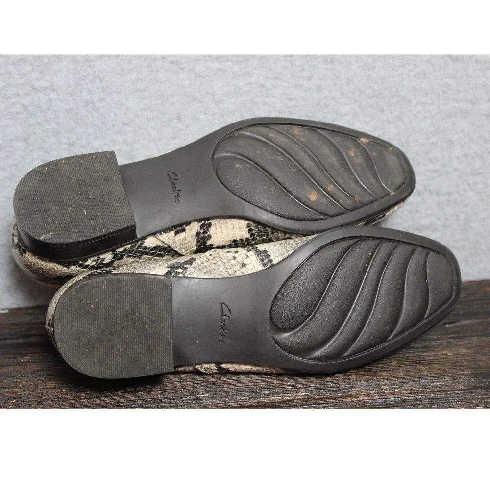 Clarks Faux Snake Print Low Heel Pumps Loafers Ultimate Comfort Women's Size‎ 6M